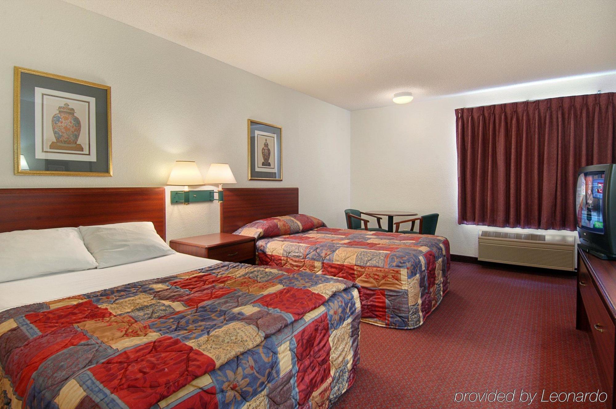 Holiday Inn Express Brentwood-South Cool Springs By Ihg Room photo