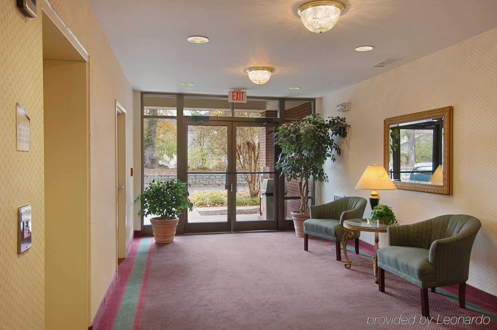 Holiday Inn Express Brentwood-South Cool Springs By Ihg Interior photo