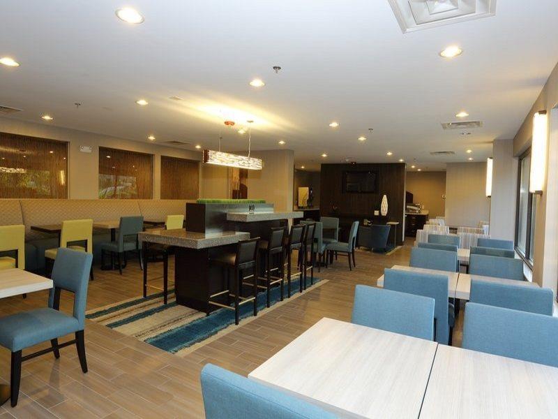 Holiday Inn Express Brentwood-South Cool Springs By Ihg Exterior photo